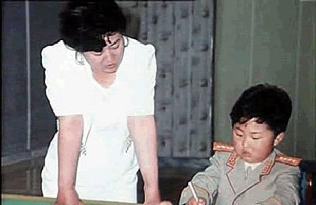 الزعيم الكوري الشمالي كيم جونغ اون