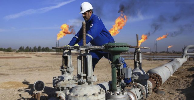 العراق يسجل ايرادات نفطية تجاوزت ( 7) مليار دولار خلال كانون الاول