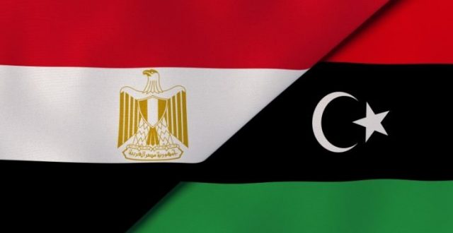 مصر وليبيا.. اجراءات مشددة بشأن الجواز الأخضر