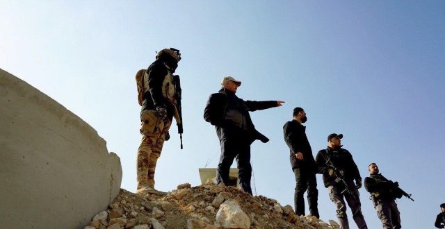 الكاظمي يتفقّد القطعات العسكرية على الشريط الحدودي العراقي السوري، فضلاً عن قضاء سنجار وعدد من المناطق